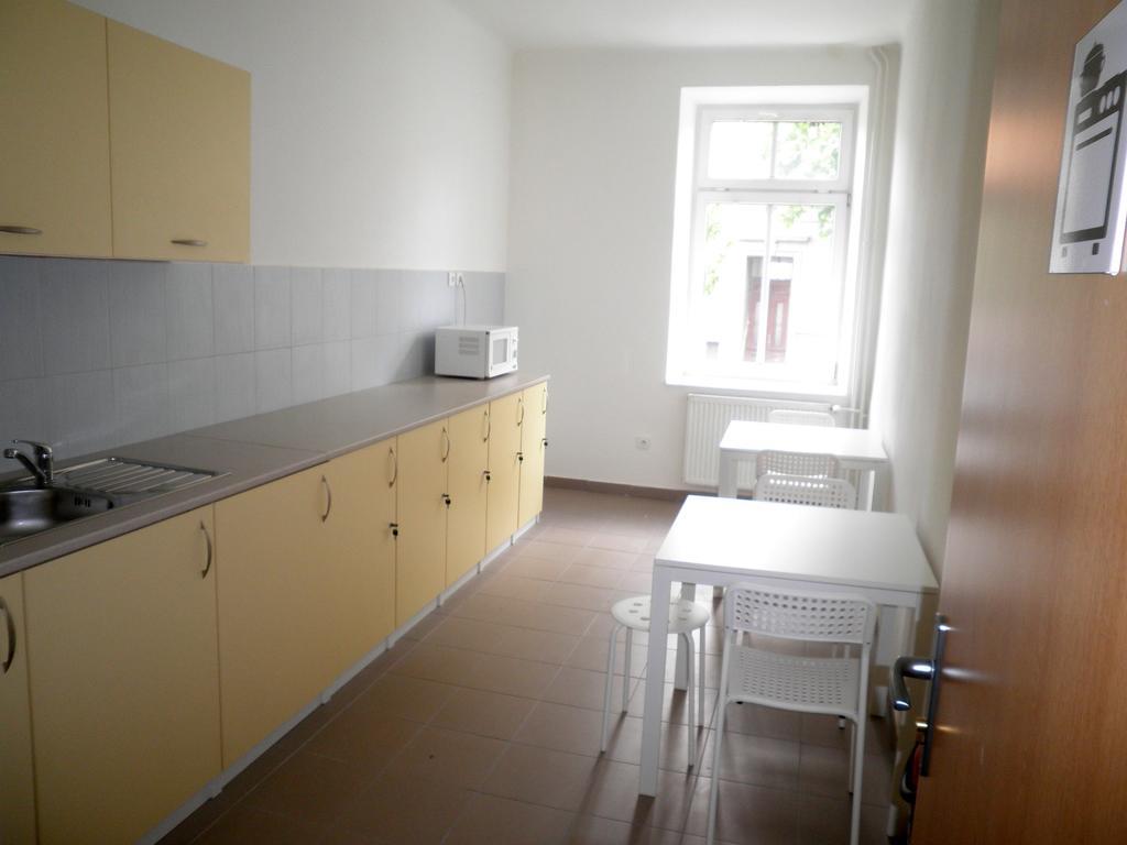 Centrum Ubytovani Břeclav Δωμάτιο φωτογραφία